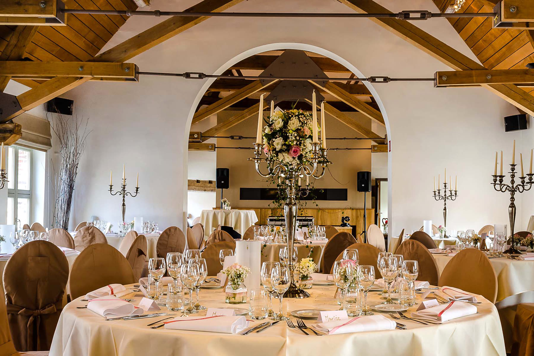 Feestzaal op de eerste verdieping